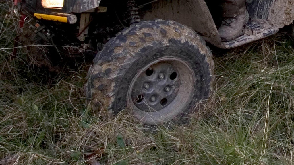 Father, daughter killed in northeast Minnesota ATV crash, sheriff says — WCCO / CBS Minnesota, Lakeville Community news