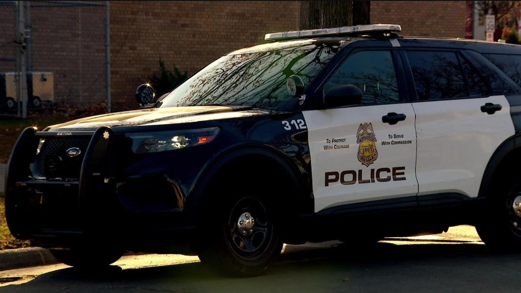 Man shot dead early Sunday in northeast Minneapolis, police say — WCCO / CBS Minnesota, Lakeville Health news