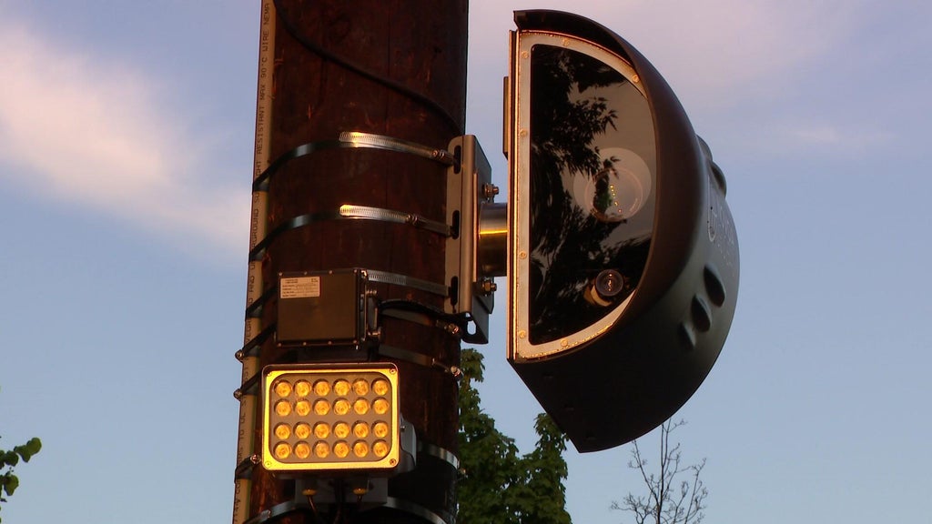 Do speed cameras make drivers slow down? — WCCO / CBS Minnesota, Lakeville Technology news