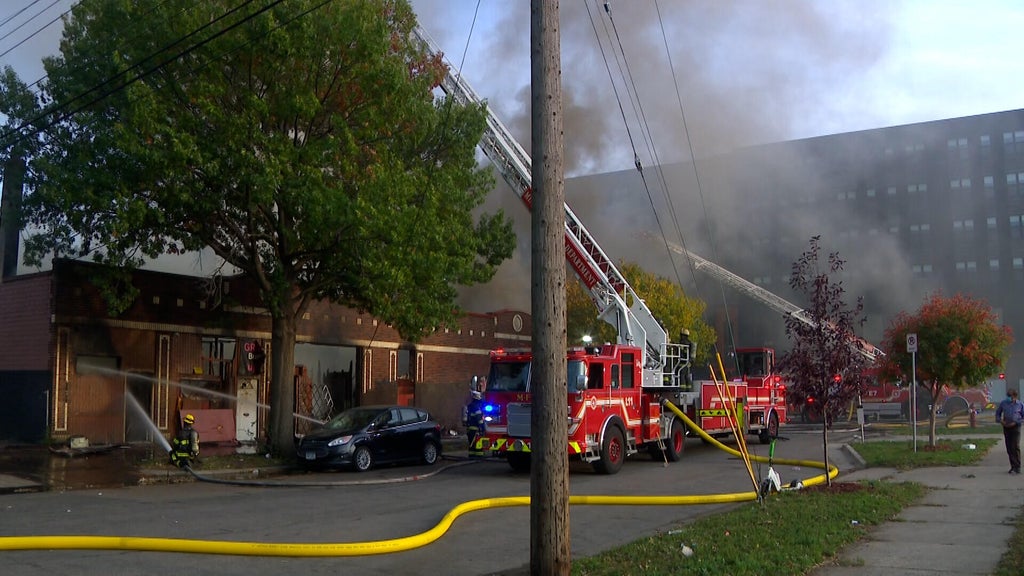 2 Minneapolis firefighters hurt in East Franklin Avenue business fire — WCCO / CBS Minnesota, Lakeville Health news