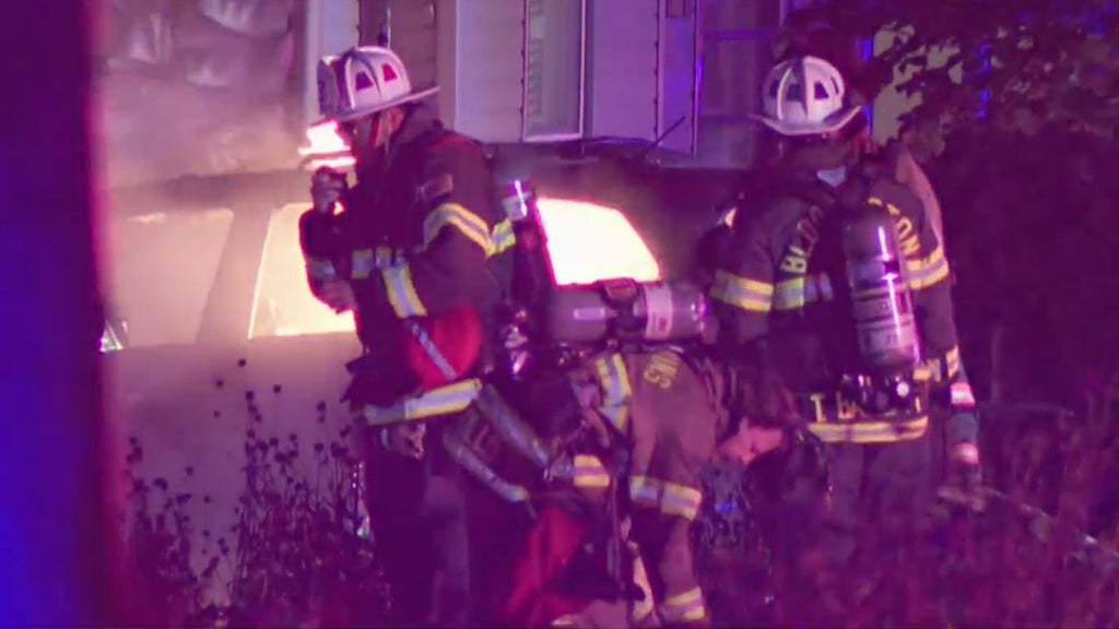 Fire destroys home, detached garage in St. Louis Park, city officials say — WCCO / CBS Minnesota, Lakeville Sports news