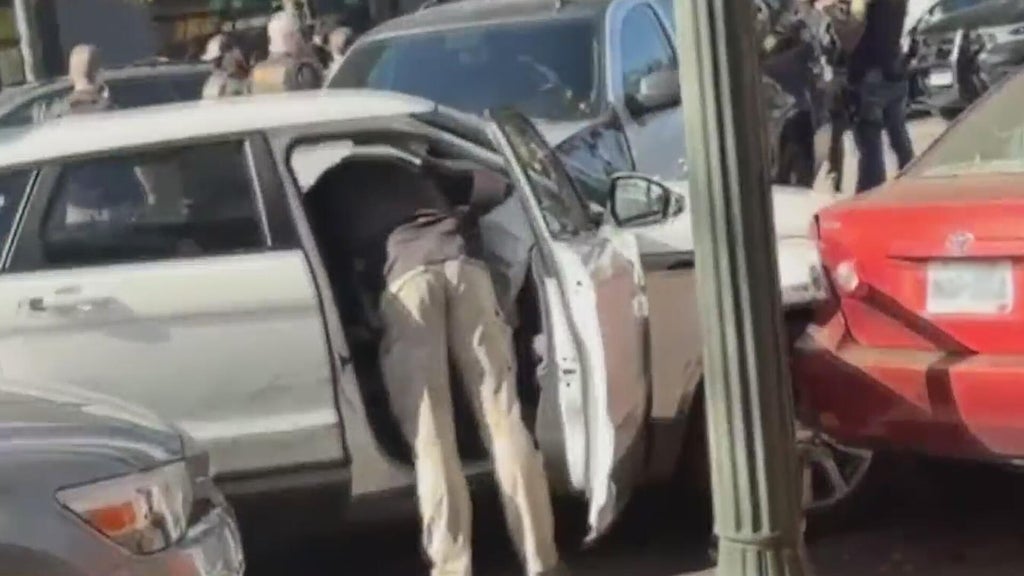 4 men arrested after "traveling dangerously" across Minneapolis in stolen car, sheriff says — WCCO / CBS Minnesota, Lakeville Business news