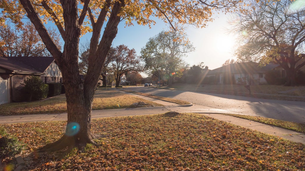 Warm, dry stretch continues Monday in the Twin Cities — WCCO / CBS Minnesota, Lakeville Community news