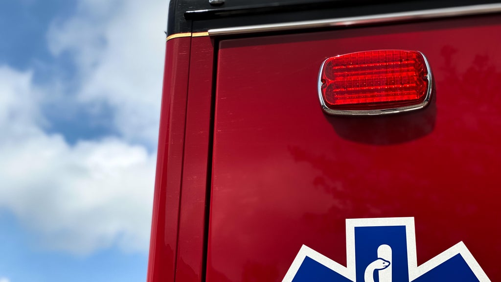 Man, 42, fatally struck by combine in southern Minnesota — WCCO / CBS Minnesota, Lakeville Health news