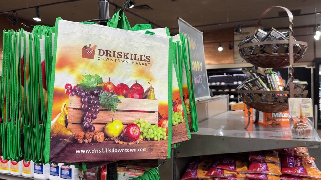 Hopkins grocery store seeks community support amid sales struggles — WCCO / CBS Minnesota, Lakeville Government news