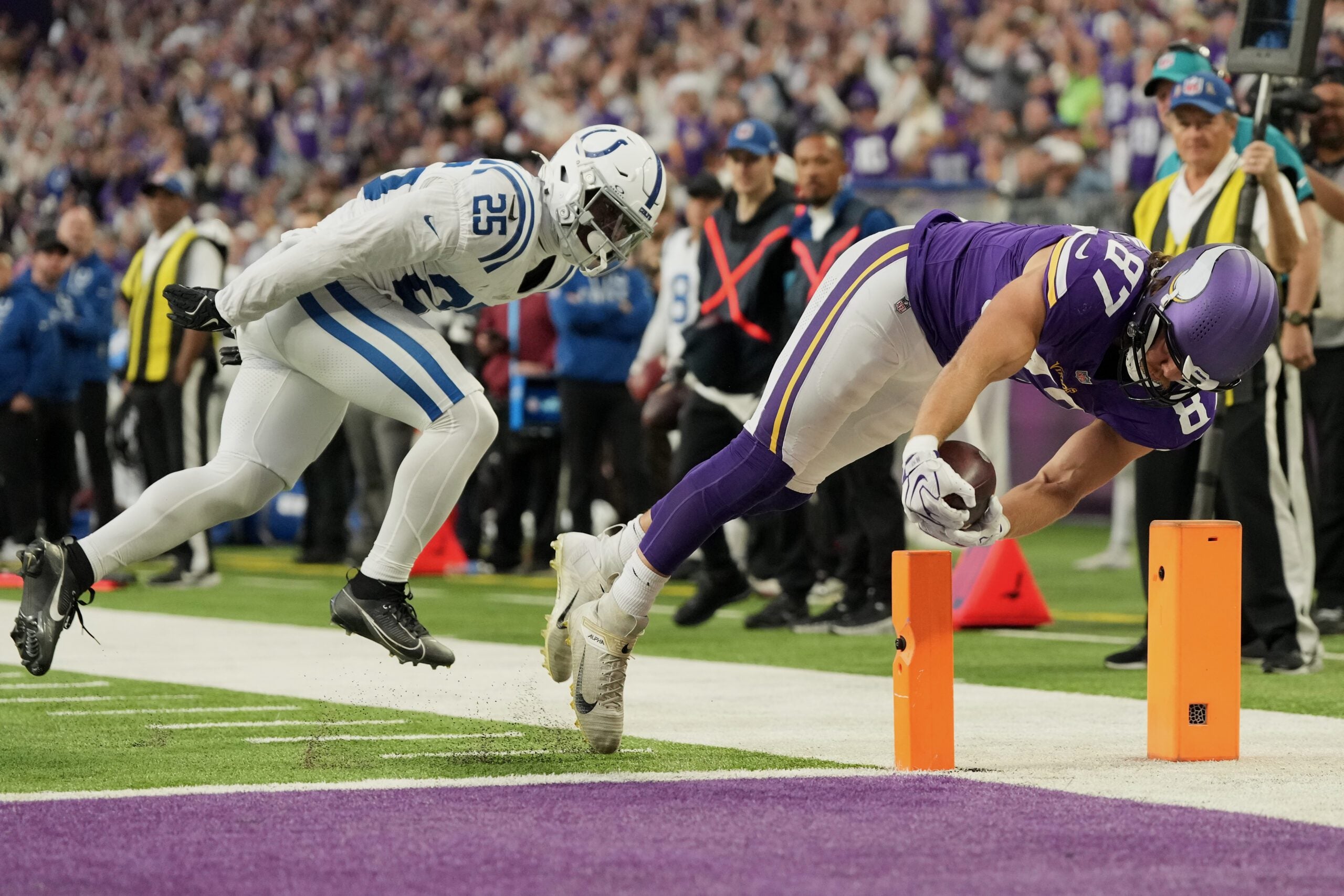 Vikings defense clamps down on Daniel Jones and the Colts for a 16-10 victory to stay undefeated — KSTP 5, Lakeville Arts news