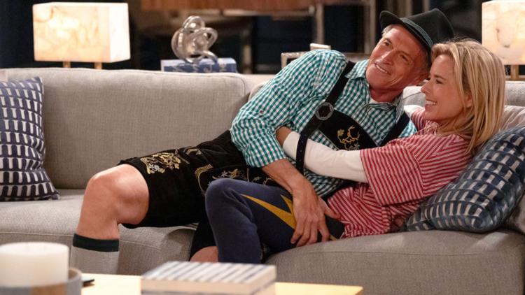 Real-life couple Téa Leoni, Tim Daly discuss co-starring in NBC sitcom 'Newlyweds' — KARE 11 Entertainment, Lakeville Arts news