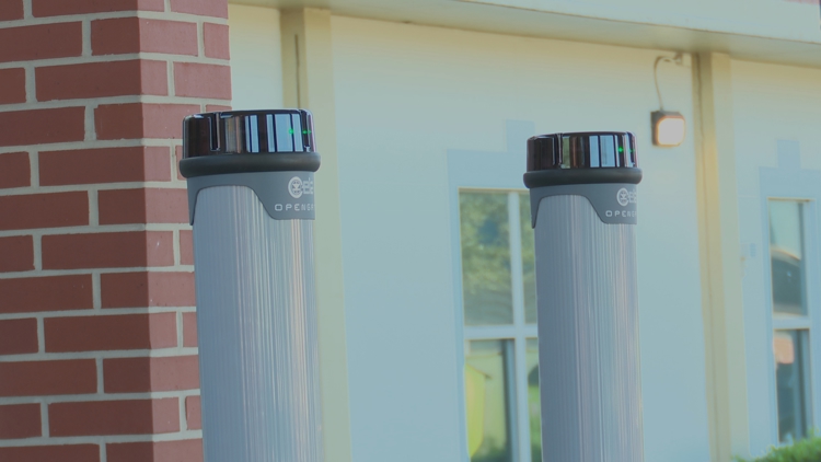 Elementary schools begin rolling out weapons detection systems across Duval County — First Coast News Local, Lakeville Technology news