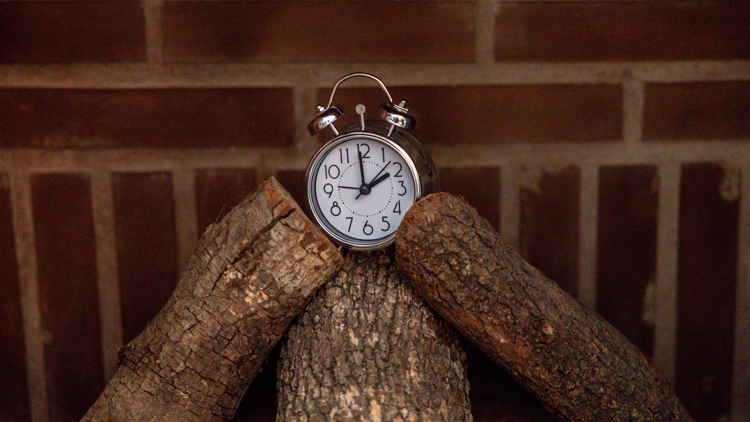 The time changes this weekend: Why we still have to 'fall back' — Lakeville Community news